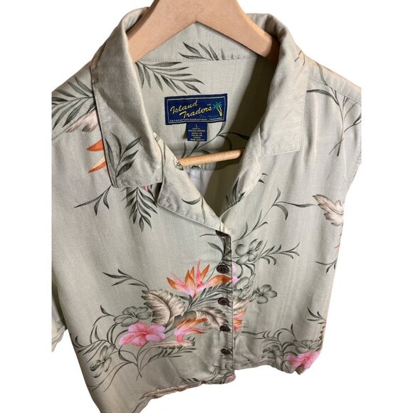 Island Traders Green Tropical Short Sleeved Button Up Top Sz L - Picture 4 of 10